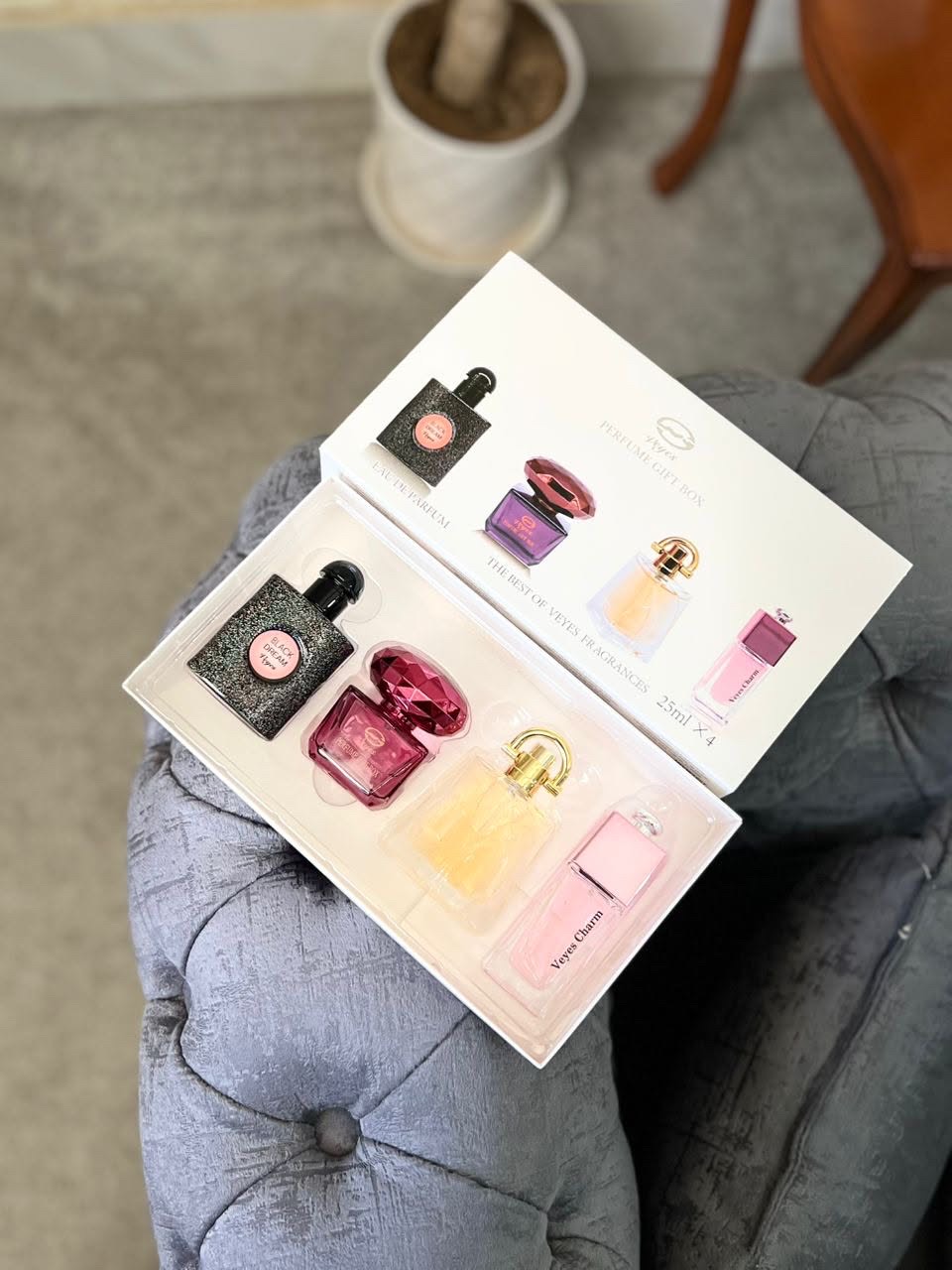 پک ۴ عددی عطرمینی زنانه💕